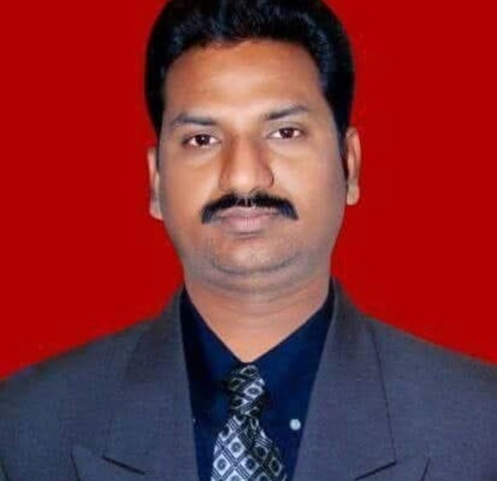 ଗୋଳନ୍ଥରା ପେଟ୍ରୋଲ ପମ୍ପ ନିକଟରେ ରାସ୍ତା ପାର୍ ହେଉଥିବା ବେଳେ ଟ୍ରକ୍ ମାଡ଼ି ସେଞ୍ଚୁରିଆନ ବିଶ୍ଵବିଦ୍ୟାଳୟ ଅଧିକାରୀଙ୍କ ମୃତ୍ୟୁ । 1 ଗୋଳନ୍ଥରା ପେଟ୍ରୋଲ ପମ୍ପ ନିକଟରେ ରାସ୍ତା ପାର୍ ହେଉଥିବା ବେଳେ ଟ୍ରକ୍ ମାଡ଼ି ସେଞ୍ଚୁରିଆନ ବିଶ୍ଵବିଦ୍ୟାଳୟ ଅଧିକାରୀଙ୍କ ମୃତ୍ୟୁ ।