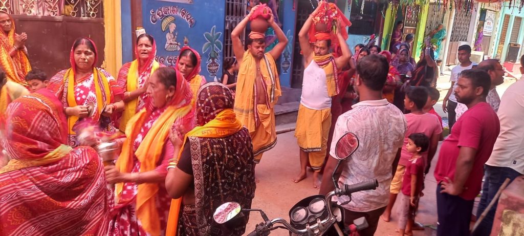 ମା ହେଙ୍ଗୁଳାଇଙ୍କ ଜନ୍ମ ଉତ୍ସବ ପାଳିତ 1 ମା ହେଙ୍ଗୁଳାଇଙ୍କ ଜନ୍ମ ଉତ୍ସବ ପାଳିତ