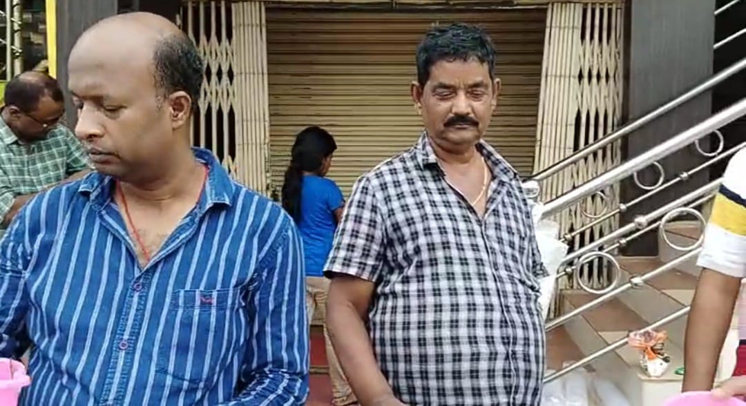ଠାକୁରାଣୀ ଯାତ୍ରା ଉପଲକ୍ଷେ ବସଷ୍ଟାଣ୍ଡ ସଂଘ ତରଫରୁ ଘୋଳ ଦହି ବଣ୍ଟନ 2 ଠାକୁରାଣୀ ଯାତ୍ରା ଉପଲକ୍ଷେ ବସଷ୍ଟାଣ୍ଡ ସଂଘ ତରଫରୁ ଘୋଳ ଦହି ବଣ୍ଟନ