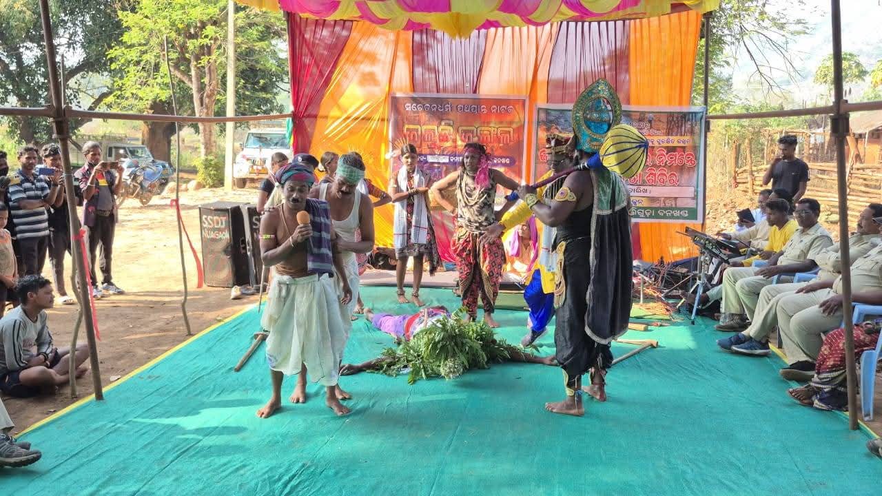ବାଲିଗୁଡା ବନଖଣ୍ଡ ଅଧିକାରୀ ଙ୍କୁ ସୌଜନ୍ୟ ମୂଳକ ସାକ୍ଷାତ କଲେ ବରିଷ୍ଠ ସାମ୍ୱାଦିକ ପ୍ରମୋଦ