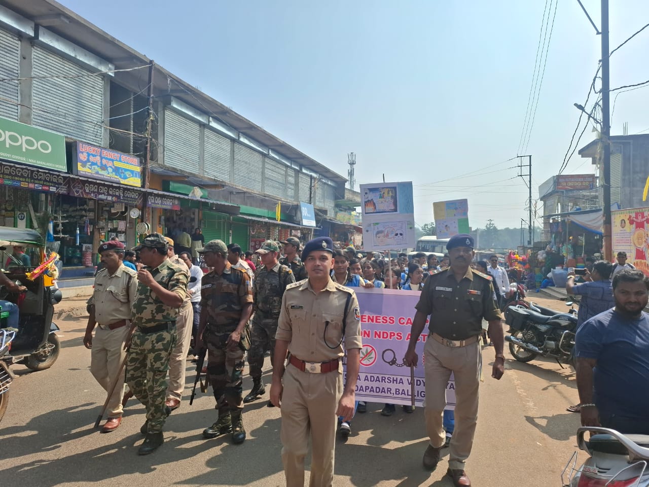 କନ୍ଧମାଳ ପୋଲିସ ପକ୍ଷରୁ ନିଶା ନିବାରଣ ସଚେତନତା ଶୋଭାଯାତ୍ରା