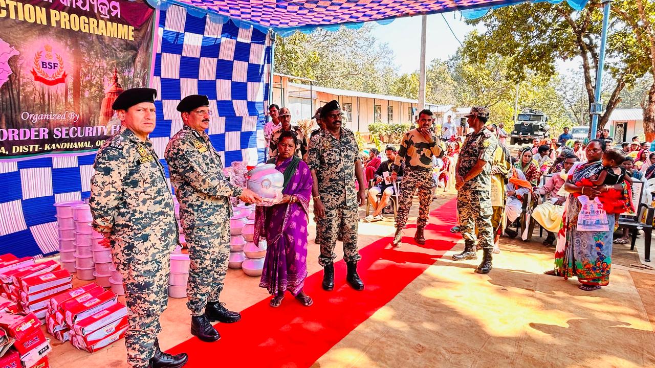 ସାଡିଙ୍ଗିଆ ଠାରେ ୧୩୬ ବିଏସଏଫ୍‌ ବ୍ୟାଟାଲିୟନ୍‌ ପକ୍ଷରୁ ସିଭିକ୍‌ ଆକ୍ସନ୍‌ ପ୍ରୋଗ୍ରାମ୍‌ ଅନୁଷ୍ଠିତ