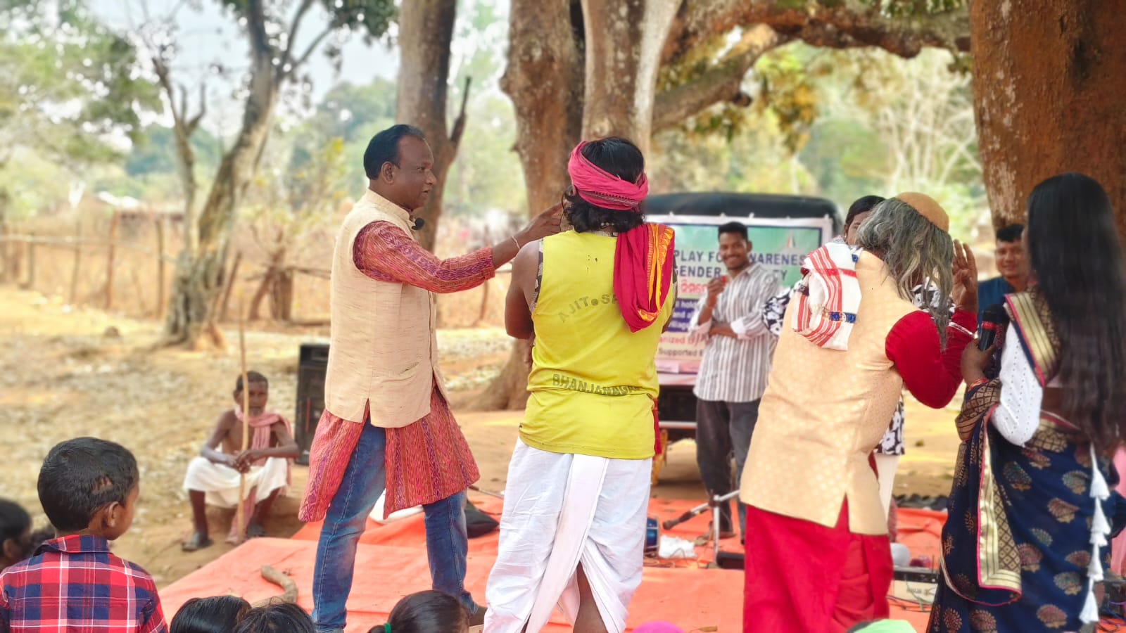 ଆନ୍ତର୍ଜାତୀୟ ମହିଳା ଦିବସ ଅବସରରେ ପଥପ୍ରାନ୍ତ ନାଟକ ମାଧ୍ୟମରେ ଜନ ସଚେତନତା