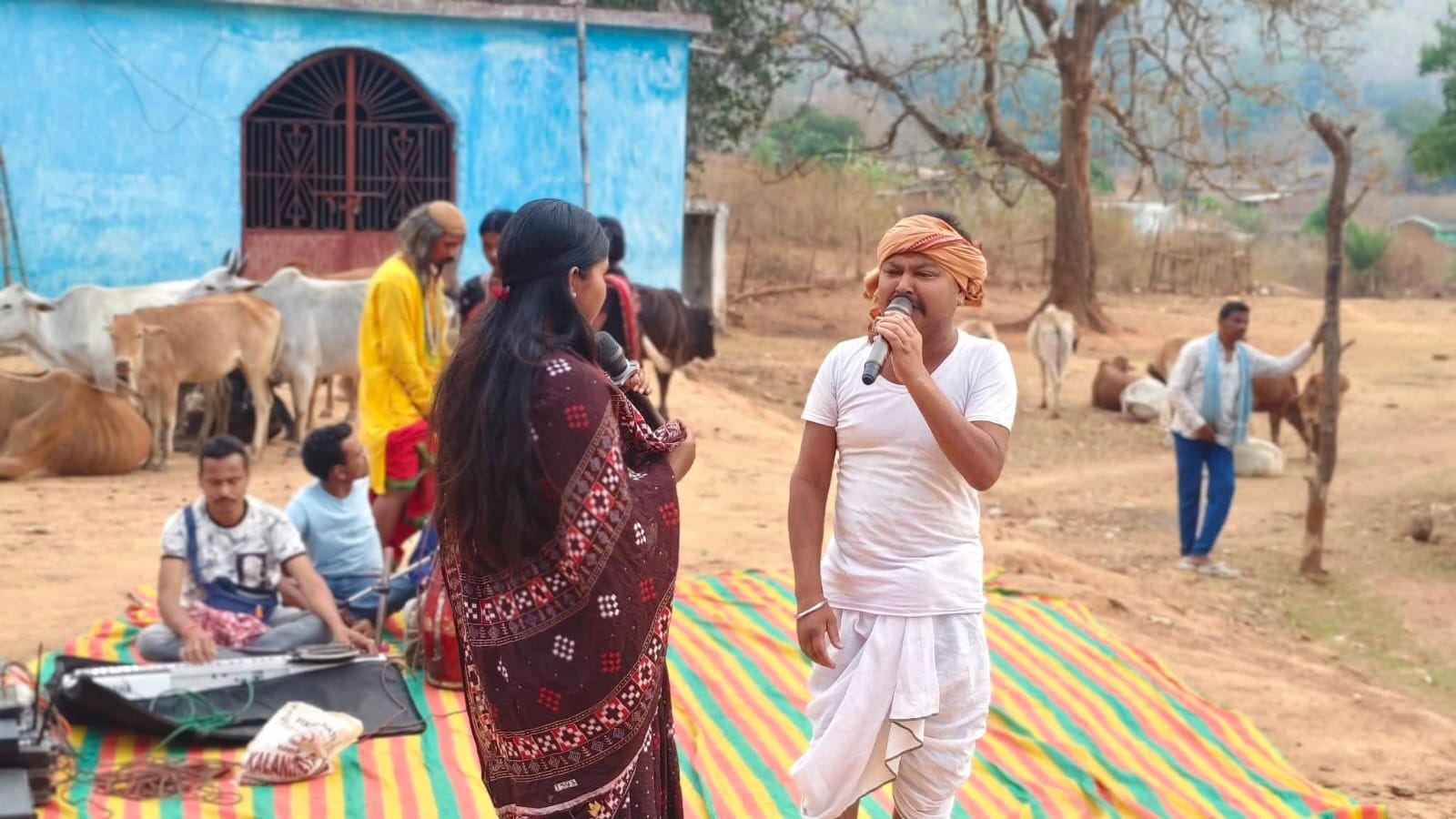 ଉପାନ୍ତ ଅଞ୍ଚଳରେ ମକା ମିଶନ ସଚେତନତା : ପଥପ୍ରାନ୍ତ ନାଟକ ମାଧ୍ୟମରେ ଲୋକଜାଗରଣ 2 ଉପାନ୍ତ ଅଞ୍ଚଳରେ ମକା ମିଶନ ସଚେତନତା : ପଥପ୍ରାନ୍ତ ନାଟକ ମାଧ୍ୟମରେ ଲୋକଜାଗରଣ
