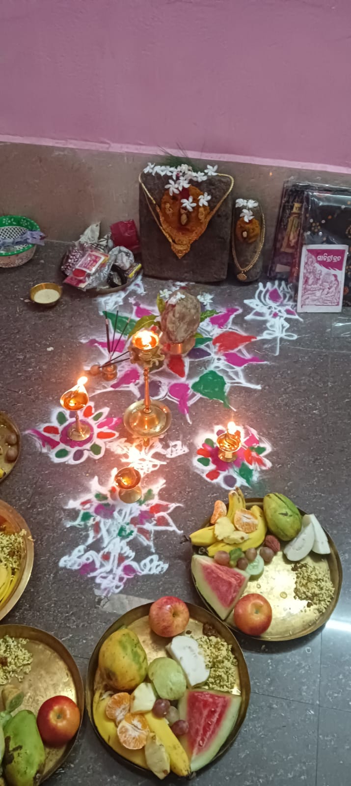 ବାଲିଗୁଡାରେ ନିଷ୍ଠାର ସହ ପାଳିତ ହେଲା ପବିତ୍ର ସାବିତ୍ରୀ ଅମାବାସ୍ୟା