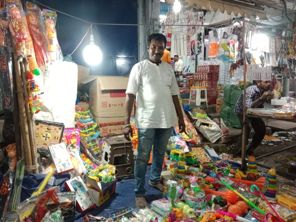 ବ୍ରହ୍ମପୁର କଣ୍ଢେଇ ଯାତ୍ରା–୨୦୨୬: ଖେଳନା ବଜାରରେ ଜମିଲା ଭିଡ଼