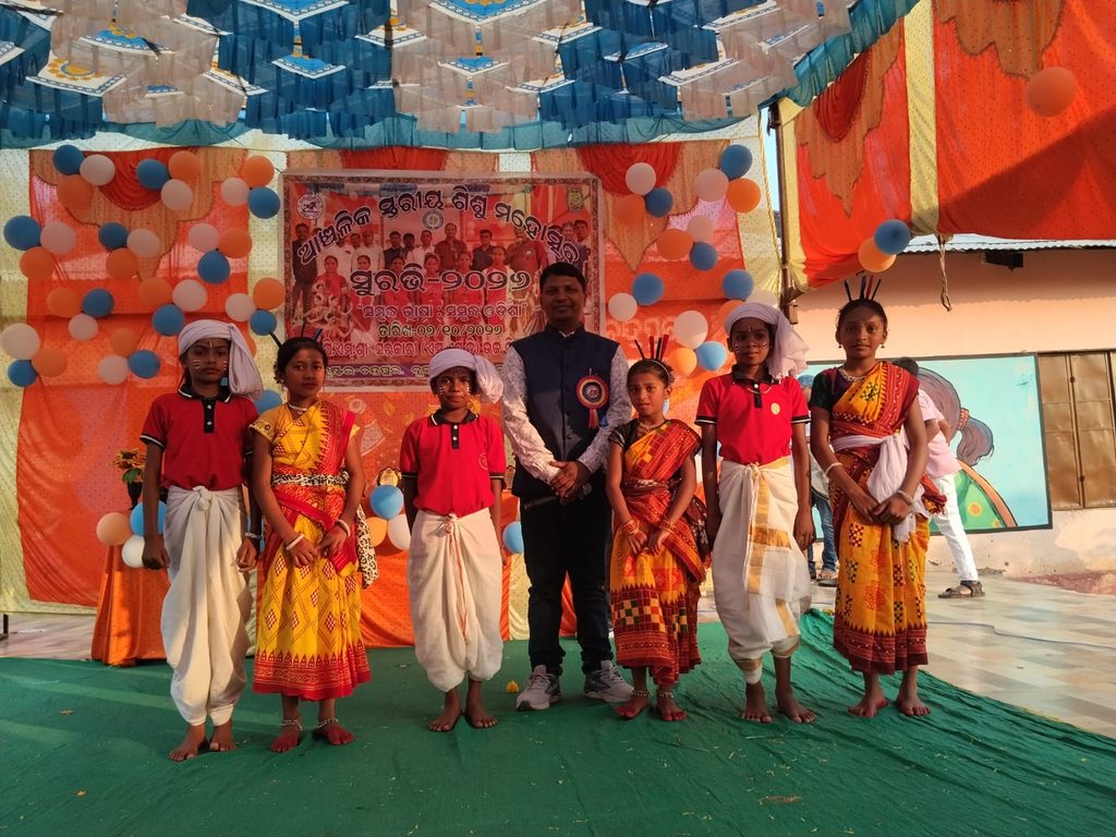 ଆଞ୍ଚଳିକ ସ୍ତରୀୟ ଶିଶୁ ମହୋତ୍ସବ ସୁରଭି ଓ ସମୃଦ୍ଧ ଭାଷା ସମୃଦ୍ଧ ଓଡ଼ିଶା କାର୍ଯ୍ୟକ୍ରମ ଅନୁଷ୍ଠିତ 4 ଆଞ୍ଚଳିକ ସ୍ତରୀୟ ଶିଶୁ ମହୋତ୍ସବ ସୁରଭି ଓ ସମୃଦ୍ଧ ଭାଷା ସମୃଦ୍ଧ ଓଡ଼ିଶା କାର୍ଯ୍ୟକ୍ରମ ଅନୁଷ୍ଠିତ